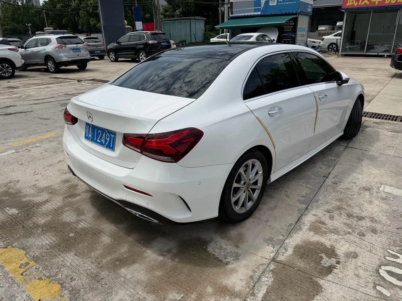 Mercedes Benz Class A 2020 A 200 L 1.3T Fashion (Modified) Automatic Gear 6