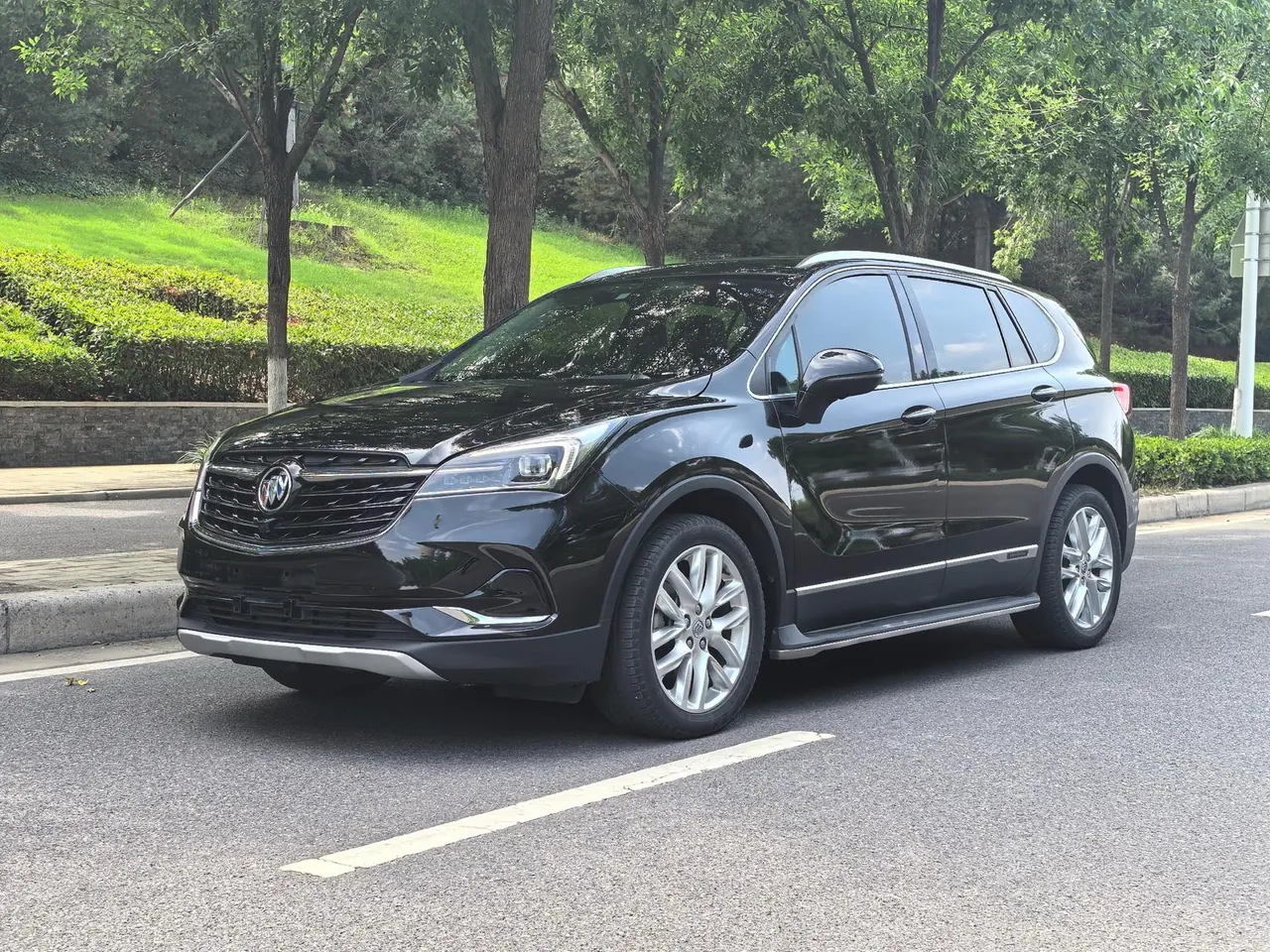 Buick 2020 Angkewei 2.0T 28T 4-wheel drive elite automatic gear - View 1