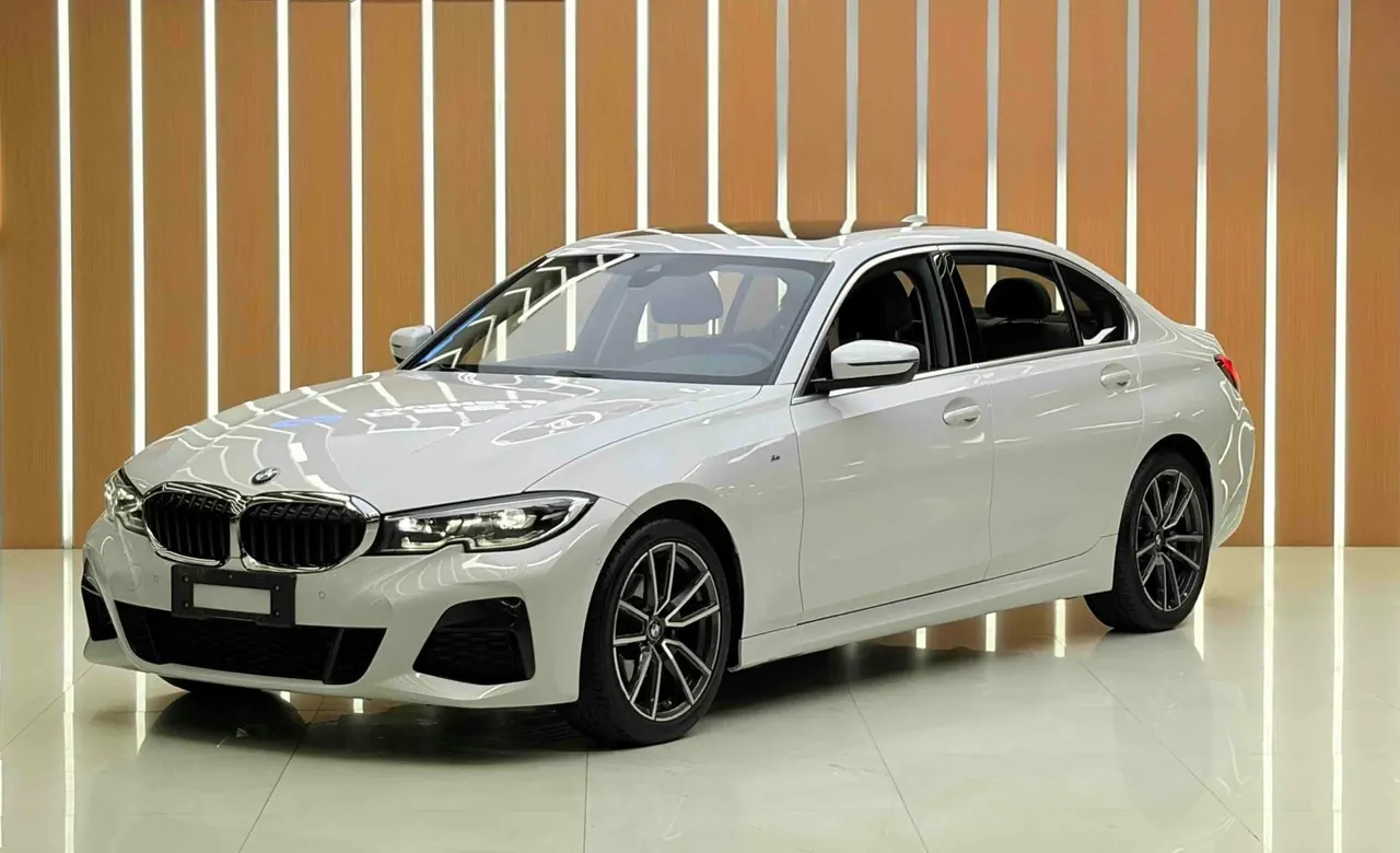BMW 3 Series 2020 325Li 2.0T M Sports Suit Automatic Gear - View 1