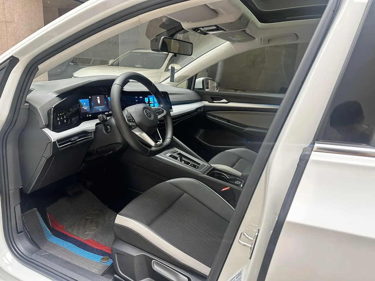 Volkswagen 2021 Golf 8 PRO 1.4TSI 280TSI Automatic 6