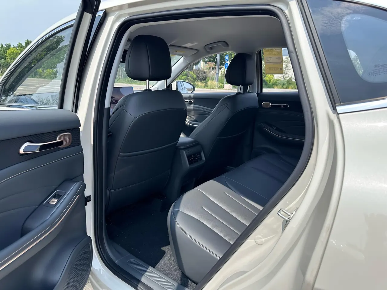 BaoJun 2026 Yunhai 500km Pure Electric Standard Edition Automatic Gear 9