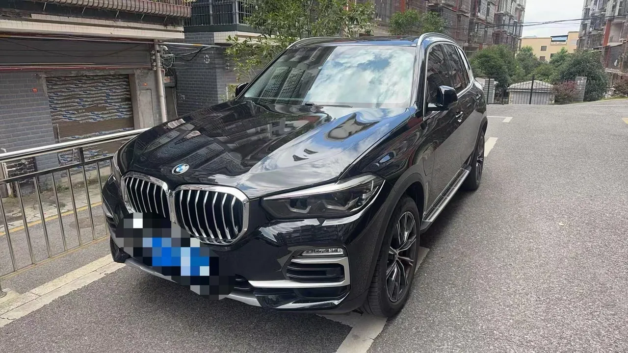 Open image lightbox: BMW X5 New Energy 2020 X5 xDrive45e 3.0T M Sports Suit Automatic Gear