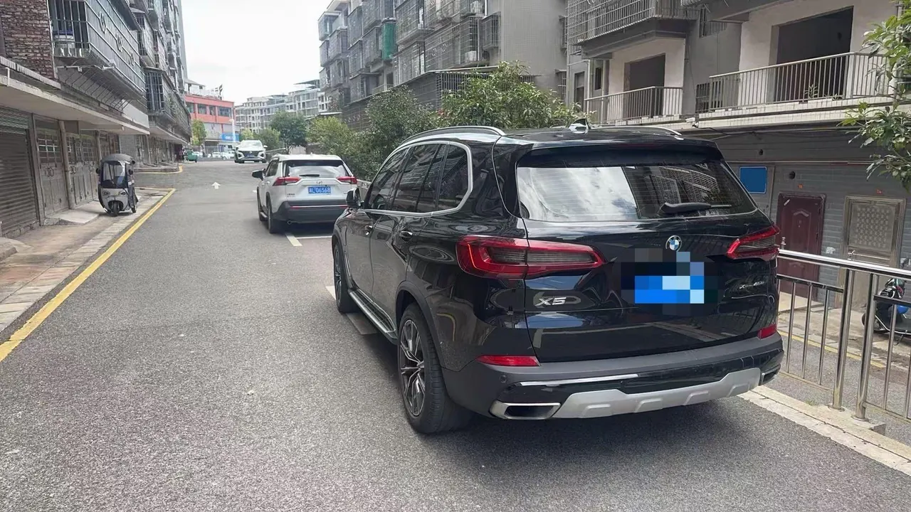 BMW X5 New Energy 2020 X5 xDrive45e 3.0T M Sports Suit Automatic Gear 3