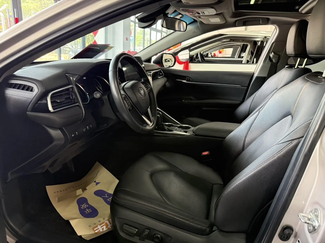 Toyota 2021 Camry 2.0G Stepless Deluxe Edition Automatic Gear 4