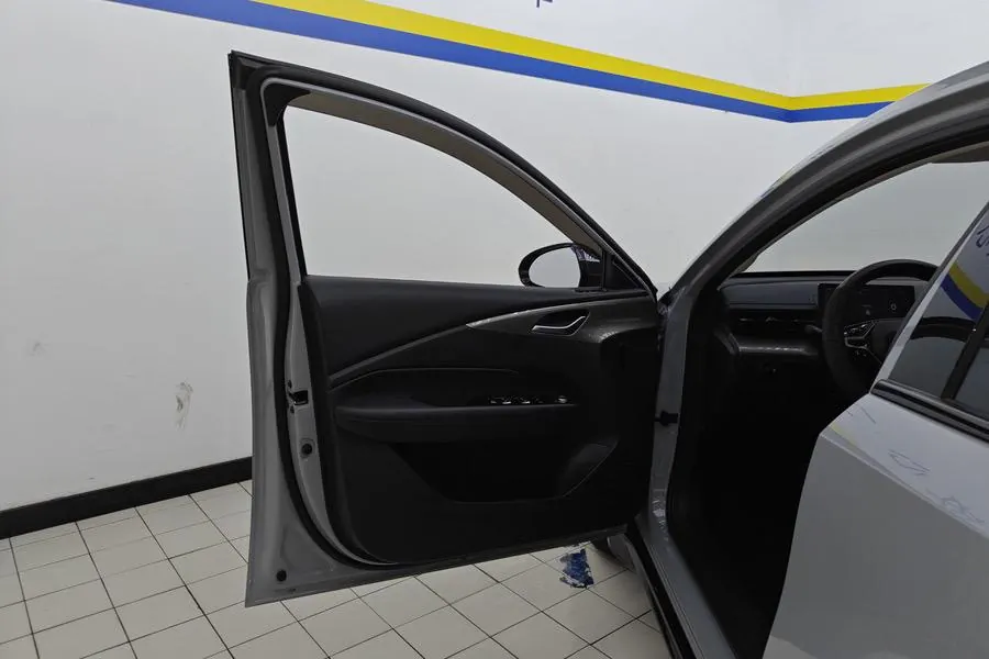 WuLing 2024 Starlight EV Co-creation 510 Advanced Automatic Gear 4