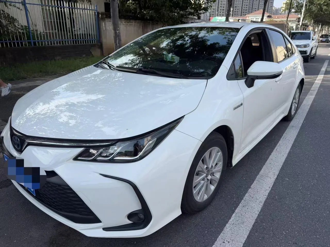 Toyota 2023 Corolla Double Engine 1.8 Stepless Intelligent Electric Hybrid Pioneer Edition Automatic Gear - View 1