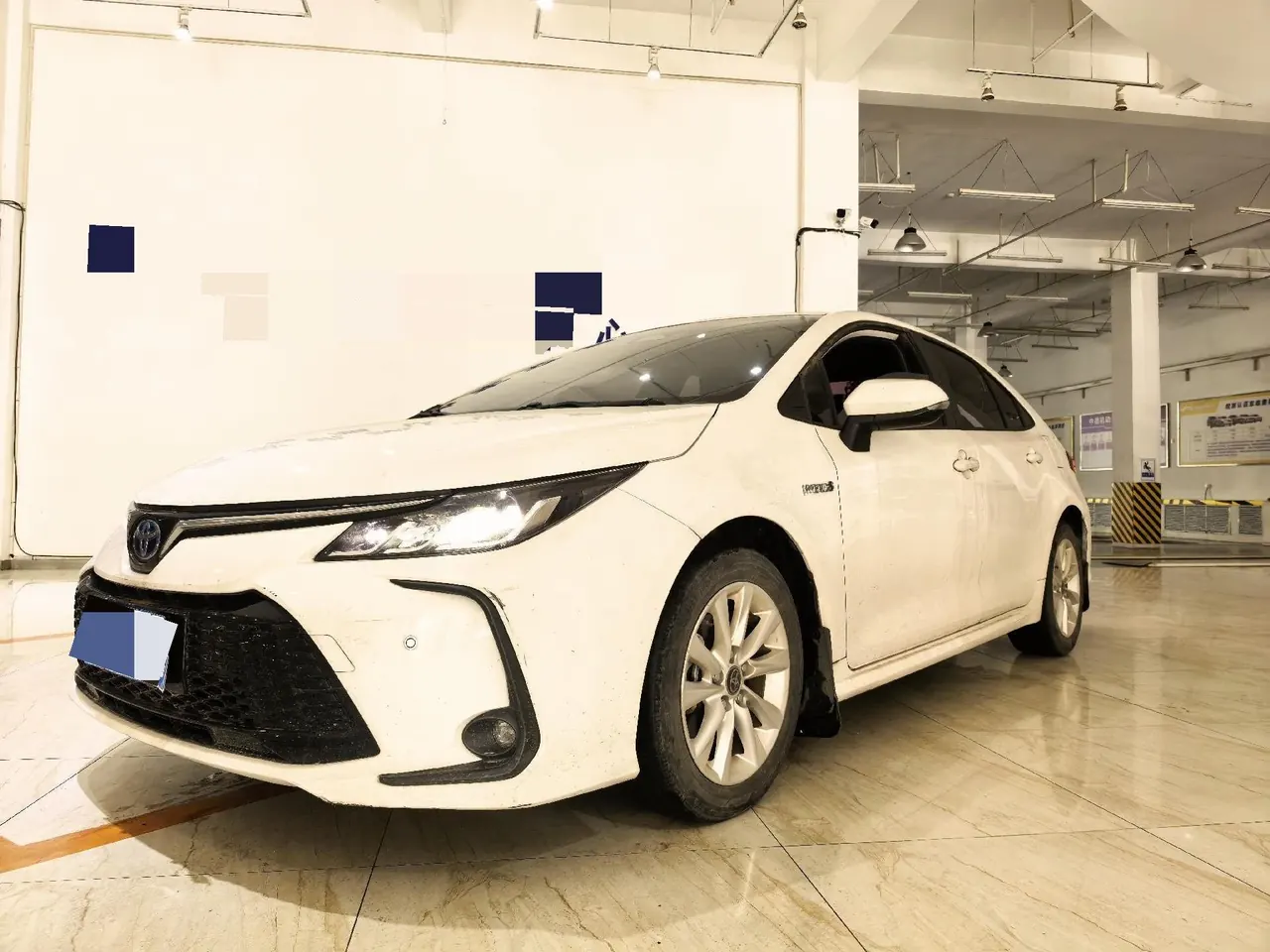 Toyota 2023 Corolla Double Engine 1.8 Stepless Intelligent Electric Hybrid Elite Automatic Gear - View 1