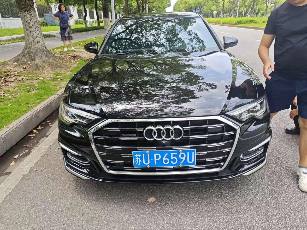Audi 2023 A6L 2.0TFSI 45TFSI Quattro Selected Dynamic (Modified) Automatic Gear 2