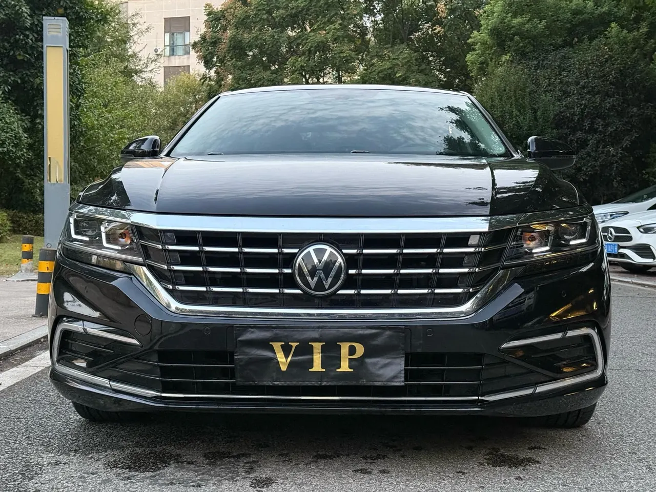 Volkswagen 2021 Passat 1.4TSI 280TSI Elite Edition Automatic 3