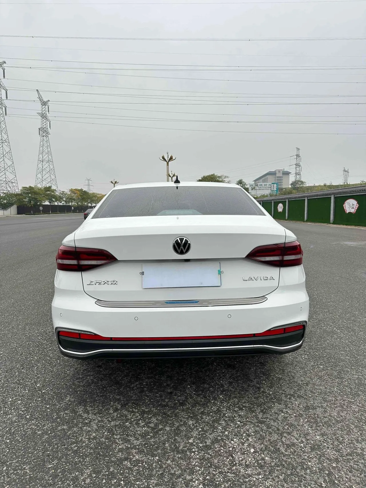 Volkswagen 2023 LaVida 1.5 5 Million Edition Automatic 8