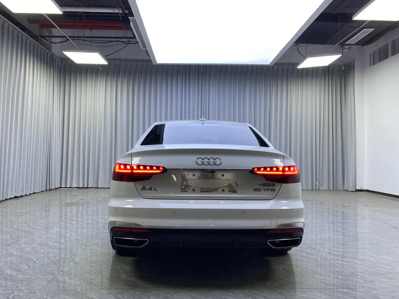 Audi 2024 A4L 2.0TFSI 40TFSI Fashion Dynamic Automatic 5