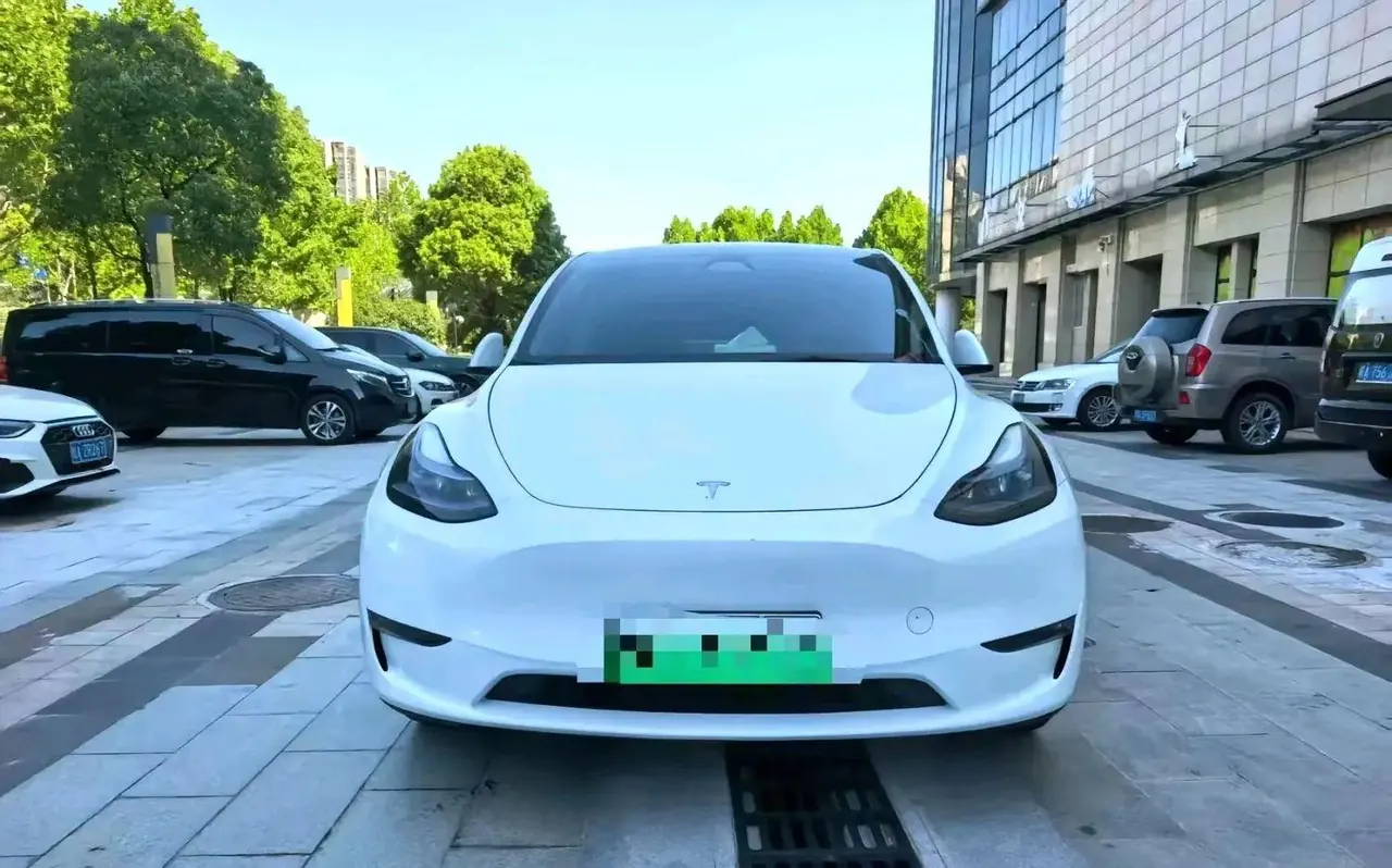 Tesla 2024 Model Y long endurance all-wheel drive version automatic transmission 4