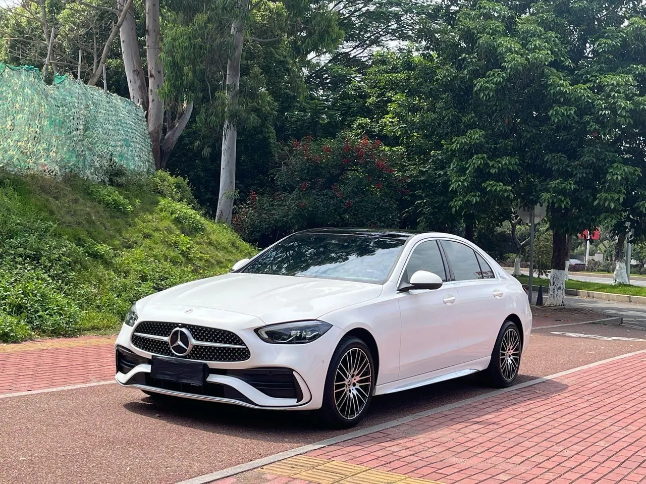 Mercedes Benz Class C 2024 C 260 L 48V 1.5T Sports Edition (Modified 3) Automatic Gear - View 1