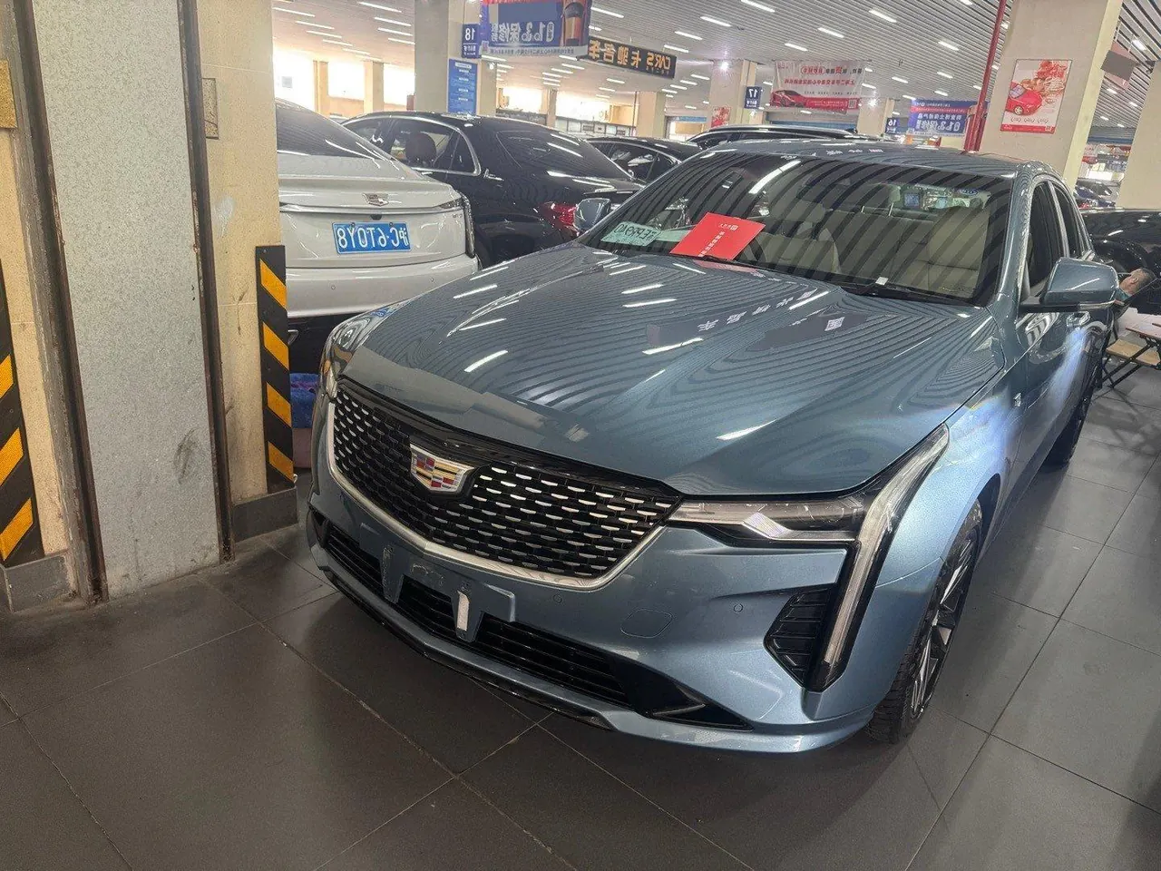 Cadillac 2023 CT4 1.5T 25T Luxury Automatic Gear - View 1