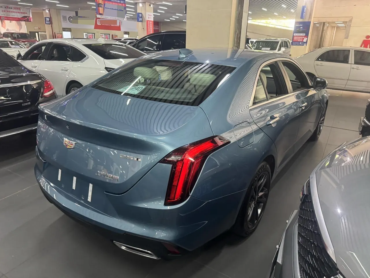 Cadillac 2023 CT4 1.5T 25T Luxury Automatic Gear 12