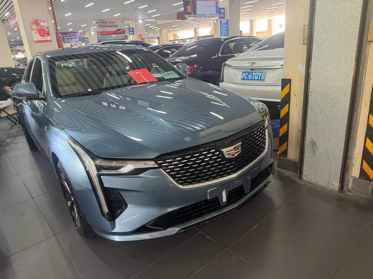 Cadillac 2023 CT4 1.5T 25T Luxury Automatic Gear 6