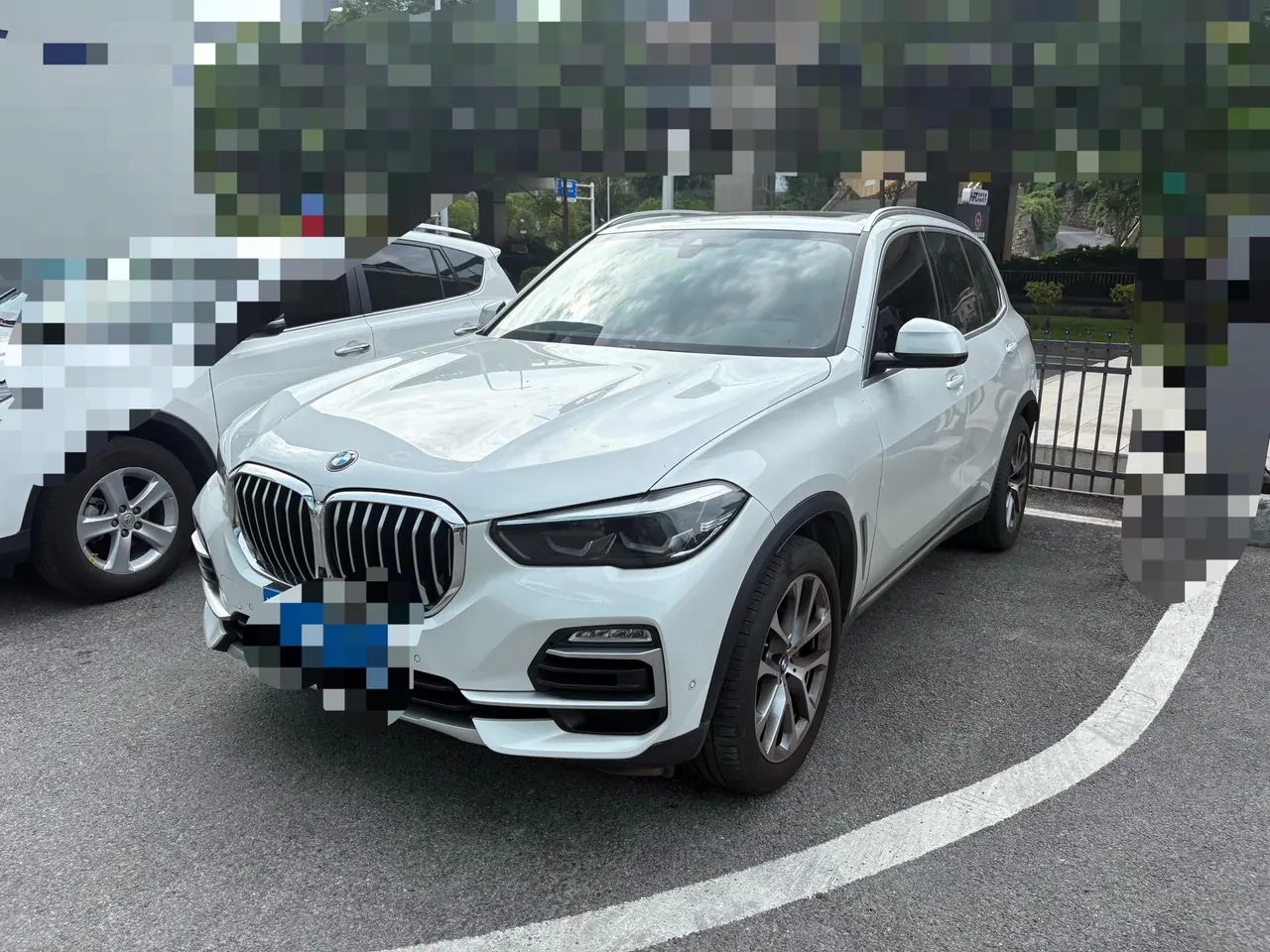 Open image lightbox: BMW X5 (Imported) 2021 X5 xDrive30i 2.0T X Design Set Automatic Gear