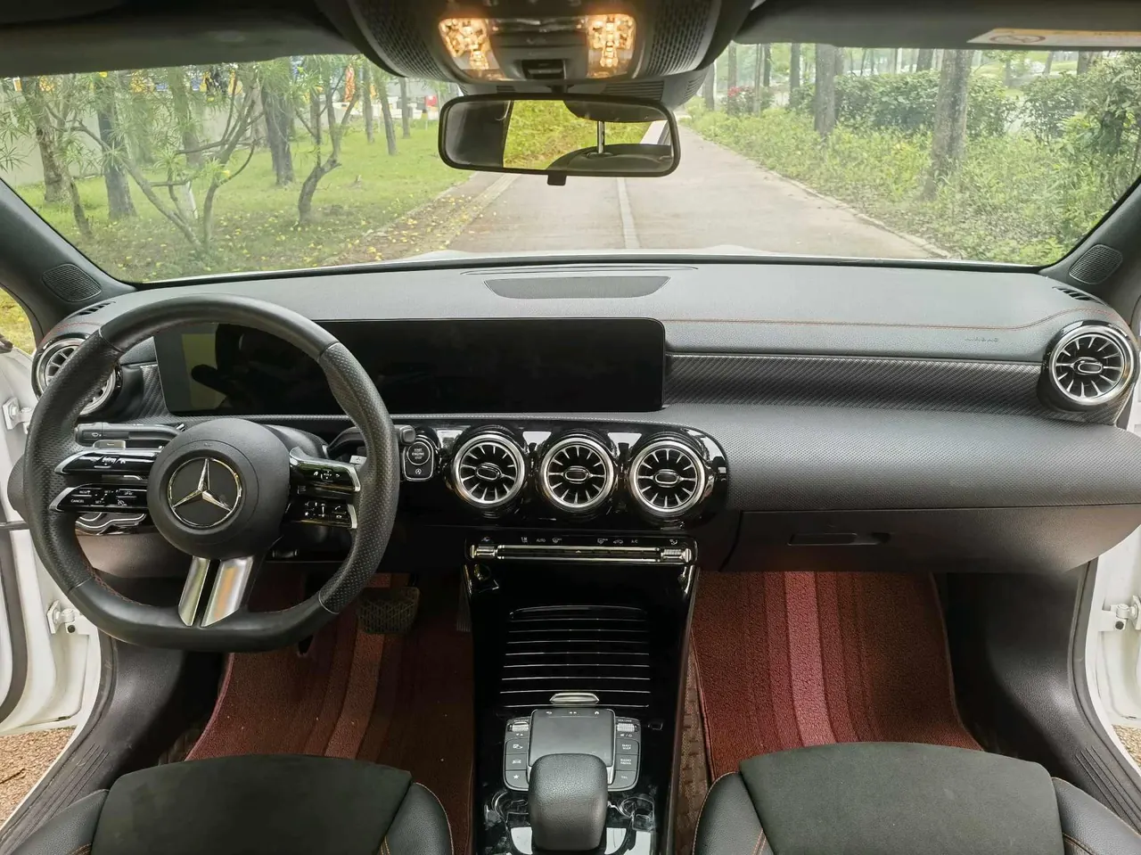 Mercedes Benz Class A 2023 A 200 L 1.3T Fashion Automatic Gear 10
