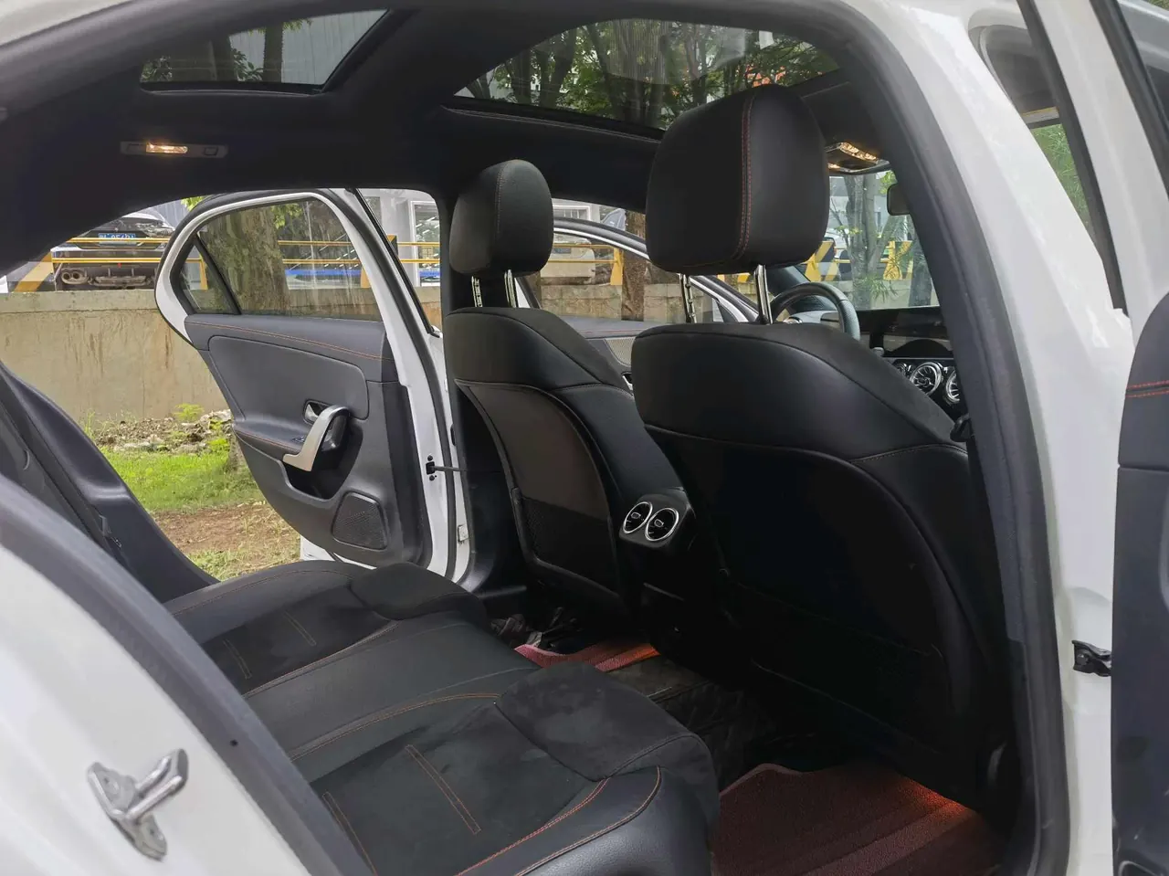 Mercedes Benz Class A 2023 A 200 L 1.3T Fashion Automatic Gear 9