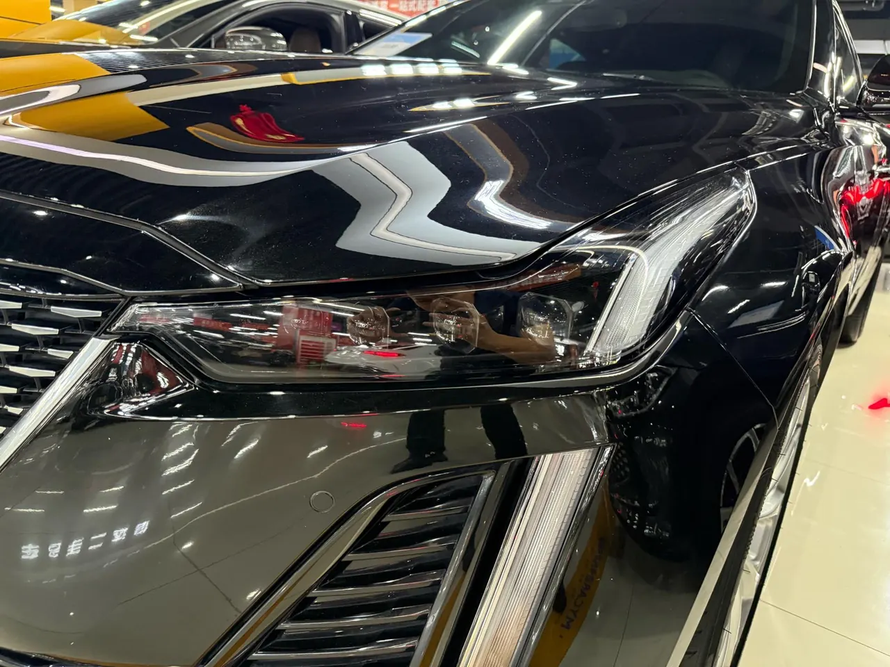 Cadillac 2023 CT5 2.0T 28T Luxury (Standard Edition) Automatic Gear 2