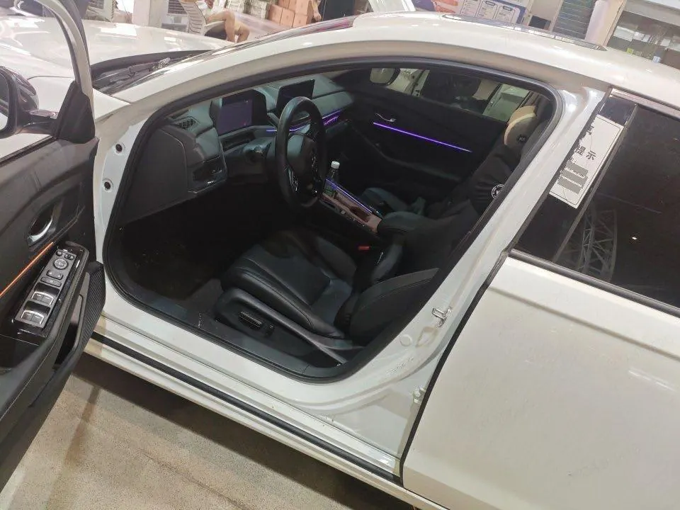 Honda 2025 11th Generation Accord 1.5T Stepless 260TURBO Sports Series Deluxe Automatic Gear 5