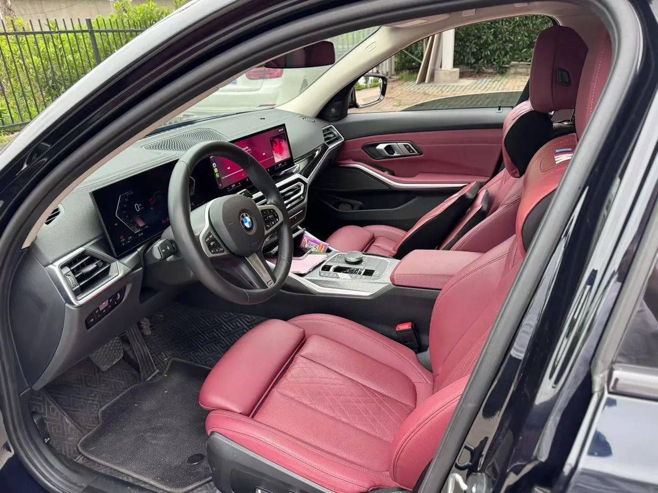 BMW 3 Series 2024 325Li 2.0T M Sports Obsidian Night Suit Automatic Gear 2
