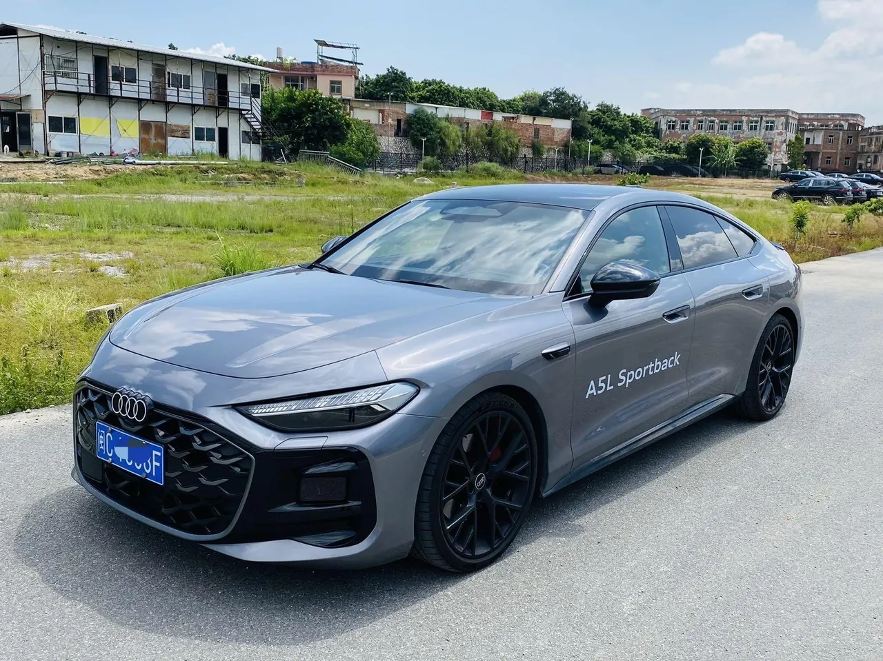 Audi 2026 A5L Sportback 2.0TFSI Quattro First Limited Edition Automatic Gear - View 1