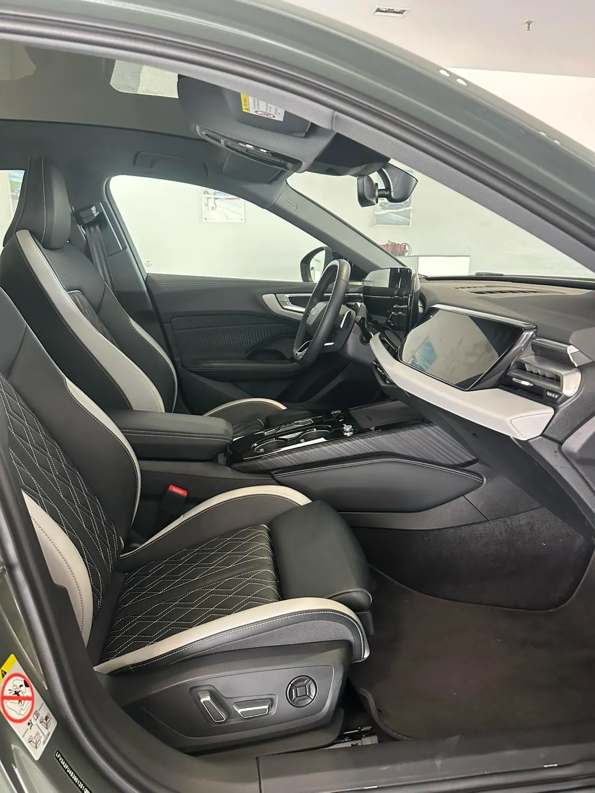 Audi 2026 A5L 2.0T Sport Plus Automatic 5