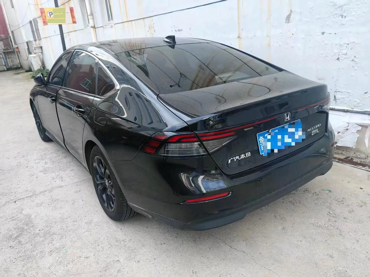 Honda 2025 11th Generation Accord 1.5T Stepless 260TURBO Deluxe Automatic Gear 3