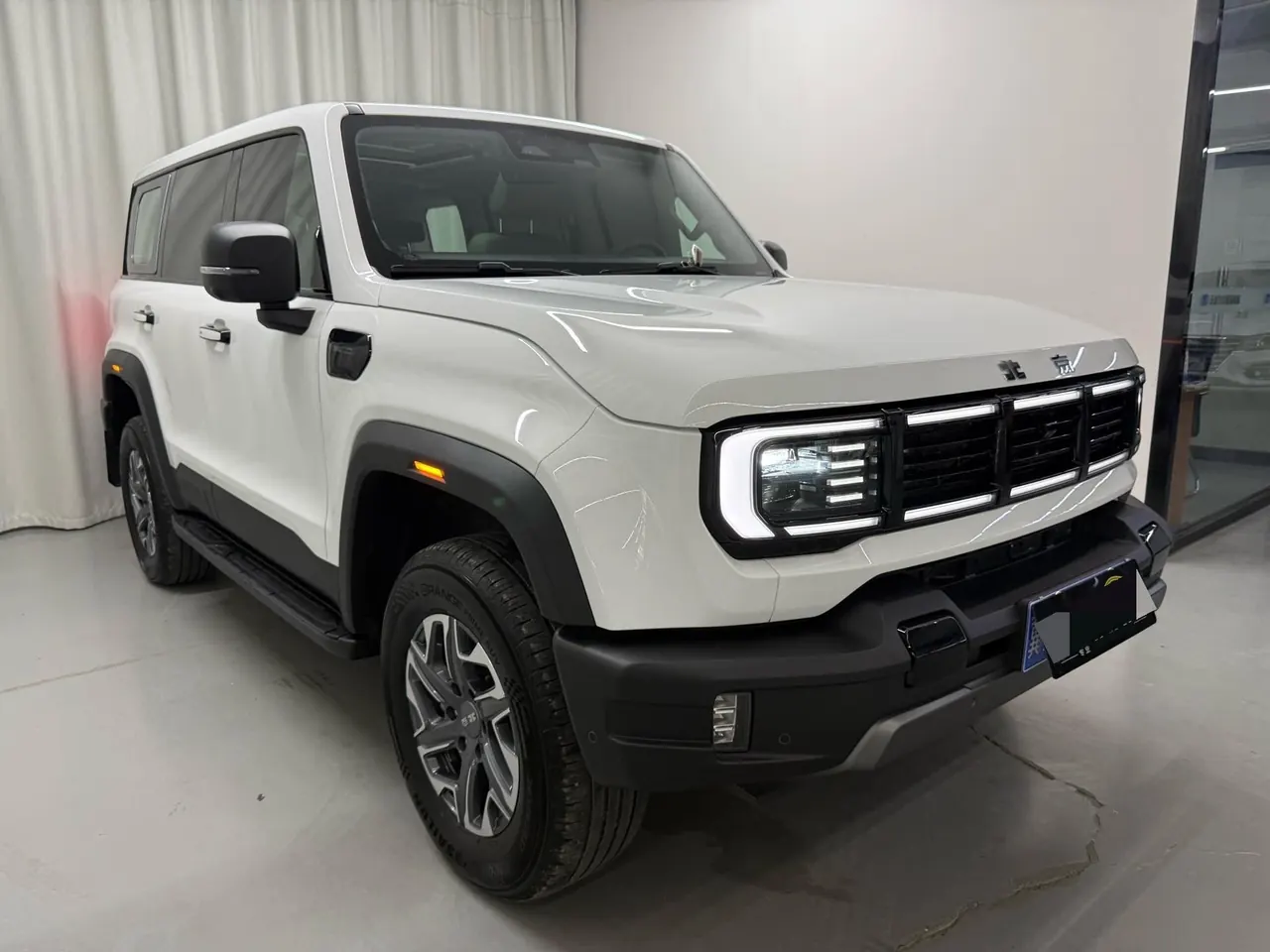Beijing 2024 BJ40 2.0T City Hunter Edition Chivalrous Automatic Gear 3