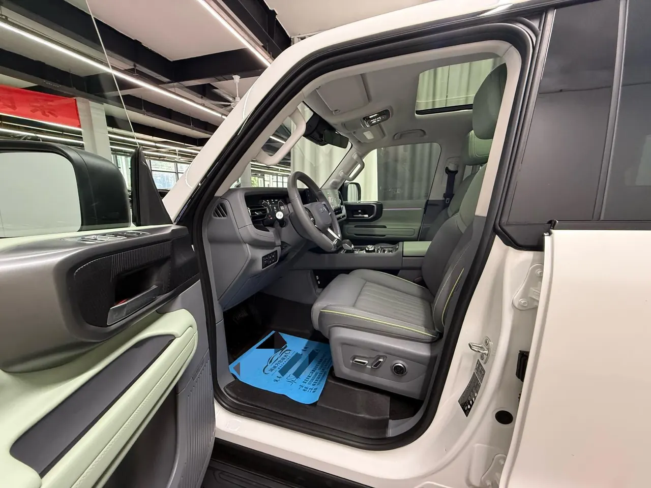 Beijing 2024 BJ40 2.0T City Hunter Edition Chivalrous Automatic Gear 4