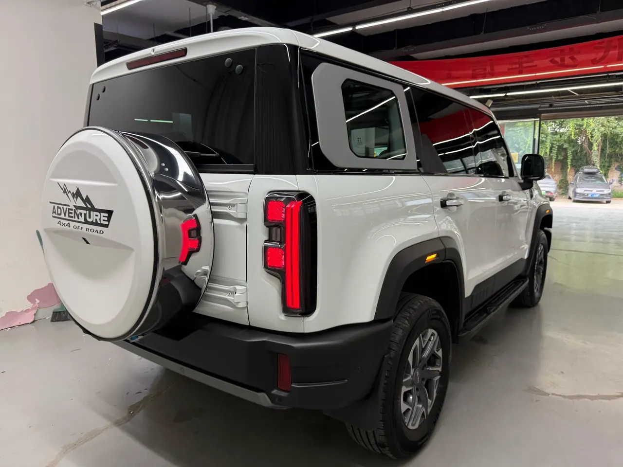 Beijing 2024 BJ40 2.0T City Hunter Edition Chivalrous Automatic Gear 9