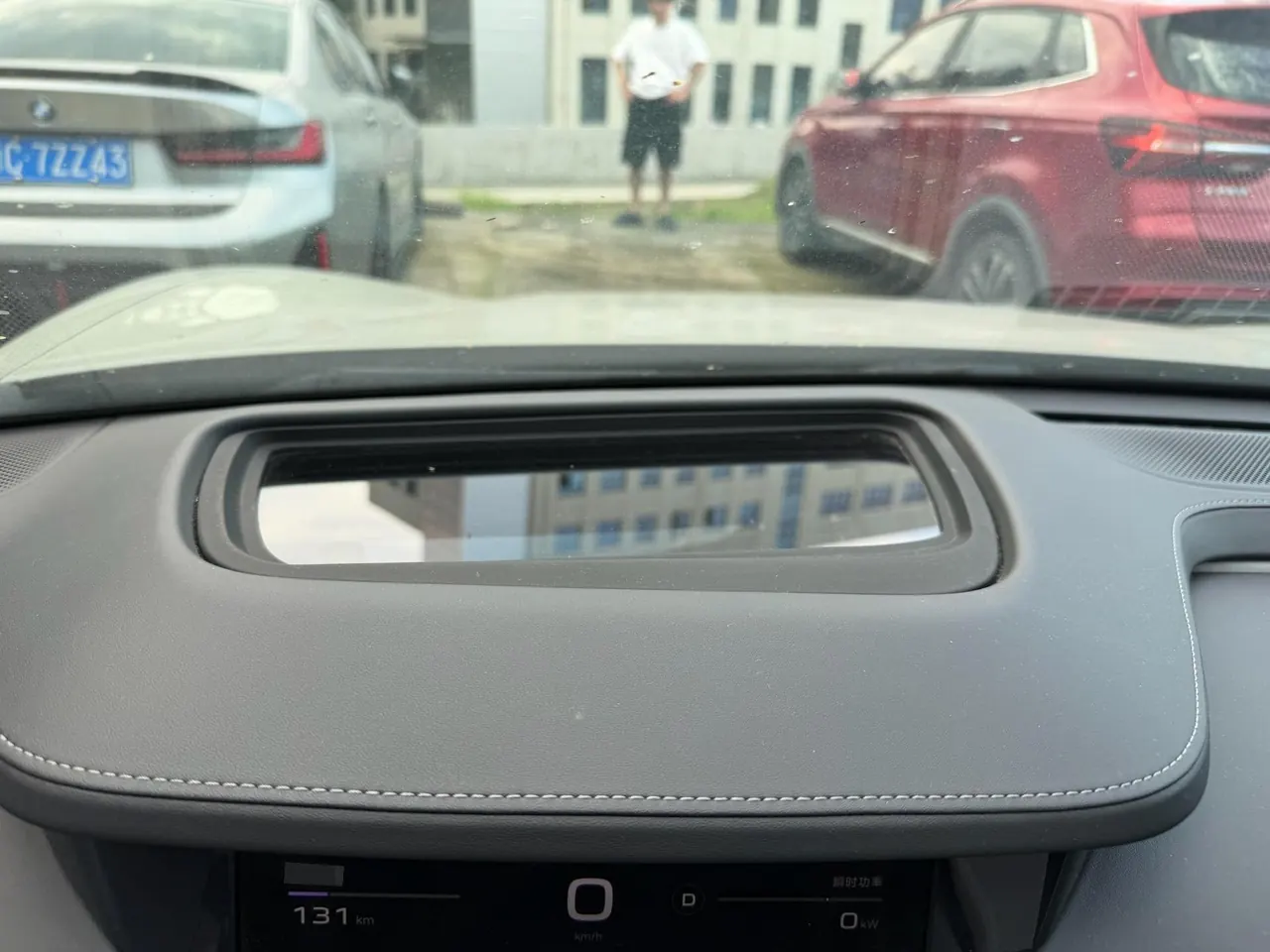 MI 2024 SU 7 750km Four-wheel Drive Max Founding Edition Automatic Gear 6