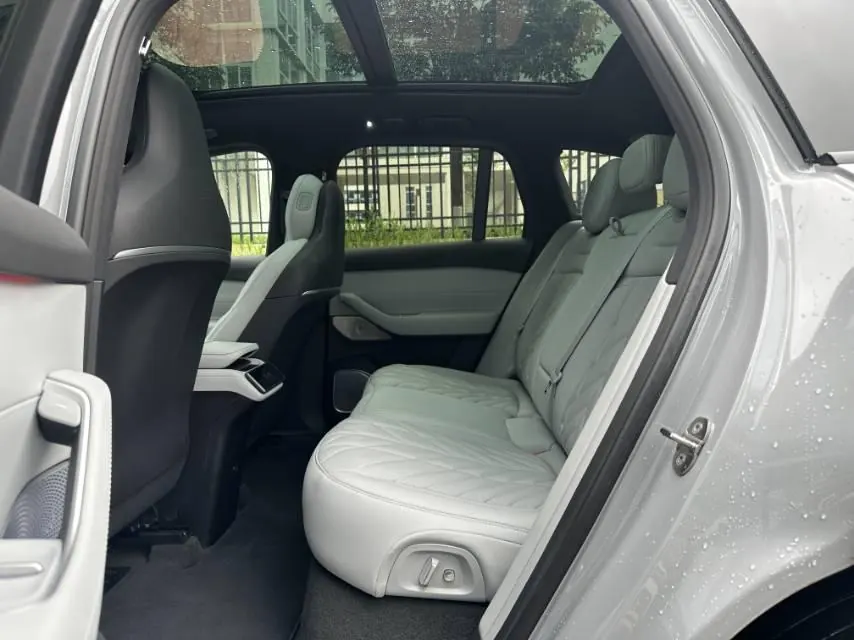 NIO 2025 ES6 75kWh automatic gear 7