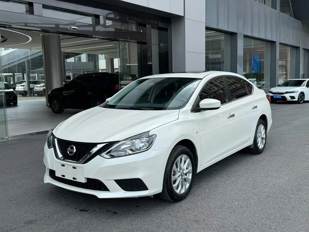 Nissan 2024 Sylphy Classic 1.6 Stepless XL Deluxe Automatic Gear - View 1