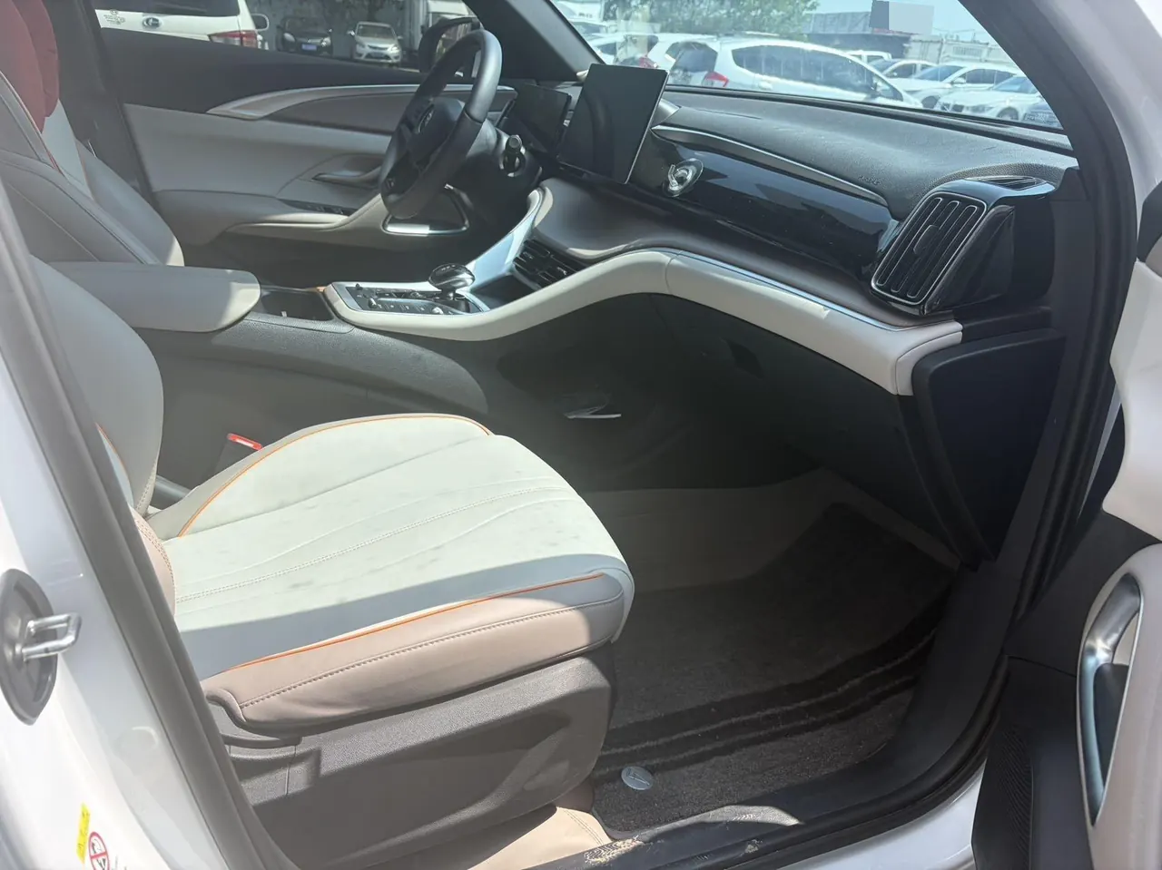 BYD Song Pro New Energy 2024 Song Pro DM-i 1.5 Stepless Glory Edition Pilot 71KM Automatic Gear 4