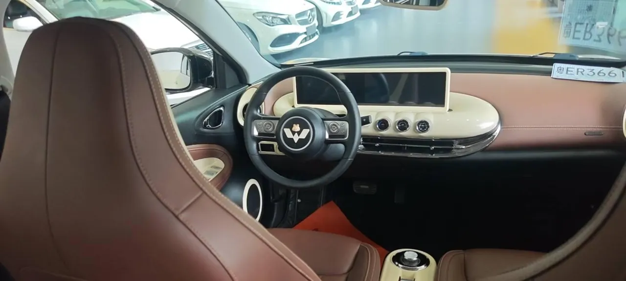 WuLing 2023 Plantronics 333km LingBox Connected Automatic Gear 3