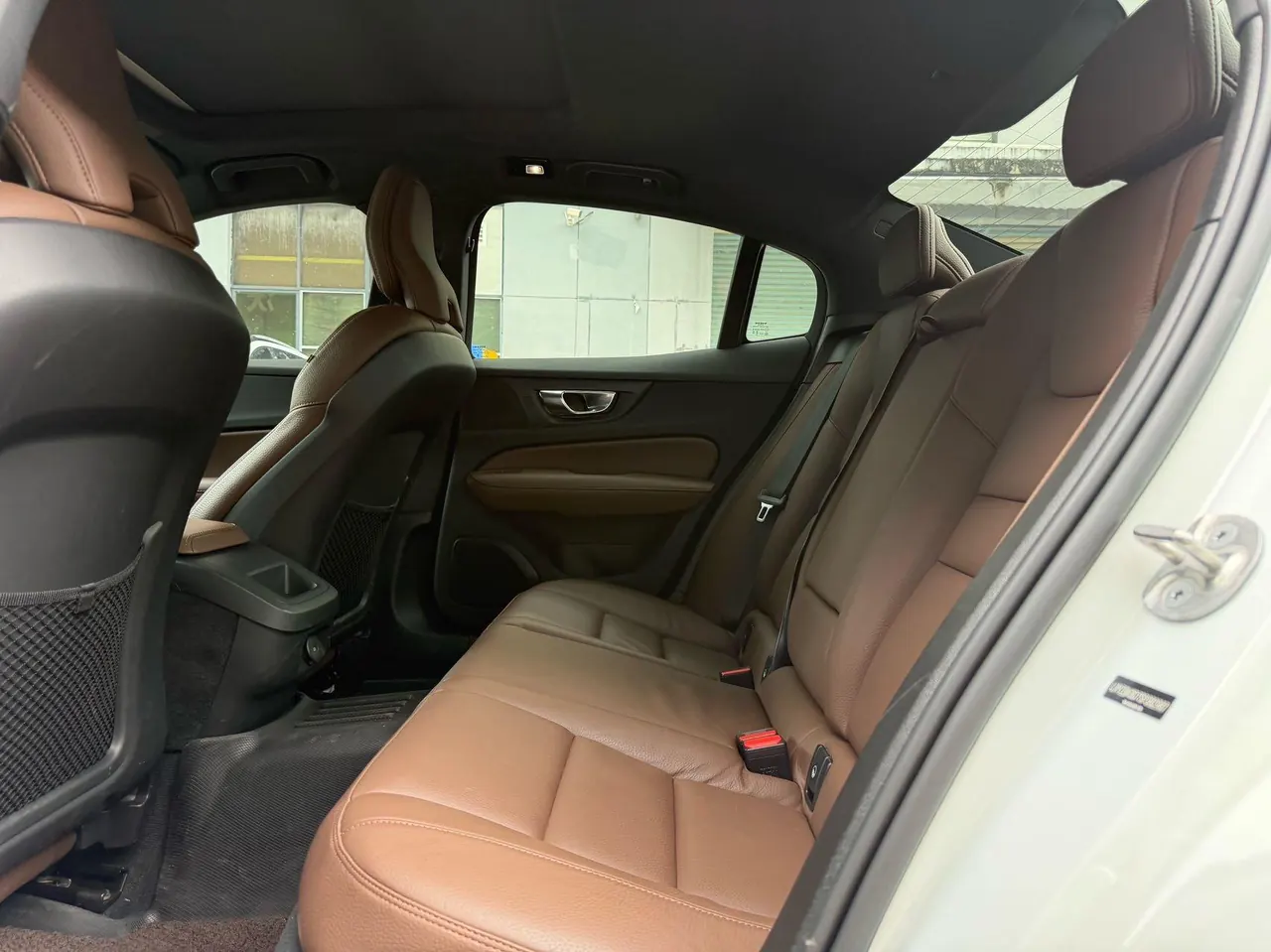 Volvo 2025 S60 48V 2.0T B4 Zhiyuan Deluxe Edition Automatic Gear 5