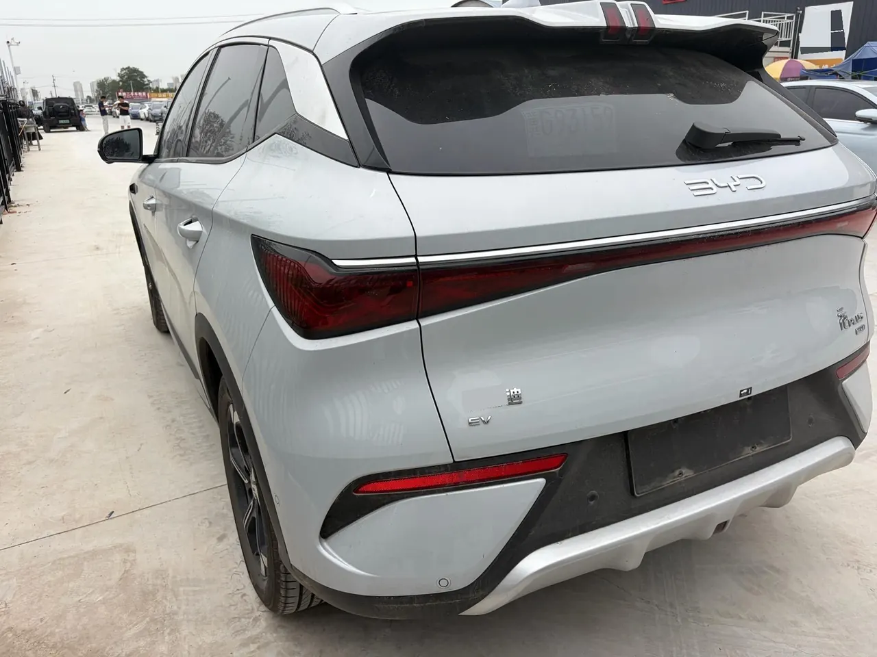 BYD 2024 Yuan UP 401KM Leading Automatic Gear 4