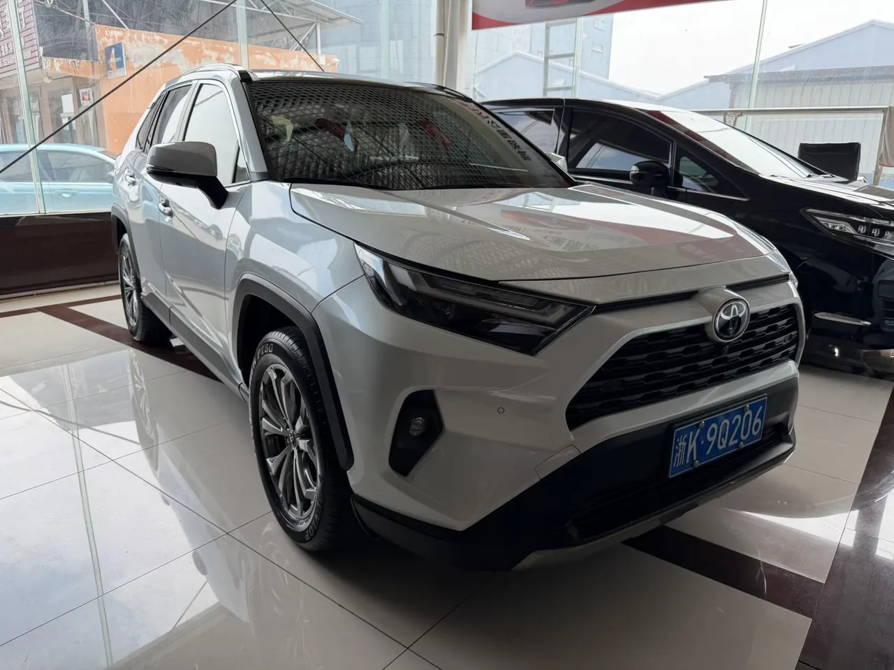 Toyota 2023 RAV4 Rongbo 2.0 Stepless Two-Drive Fashion Plus Edition Automatic Gear 2