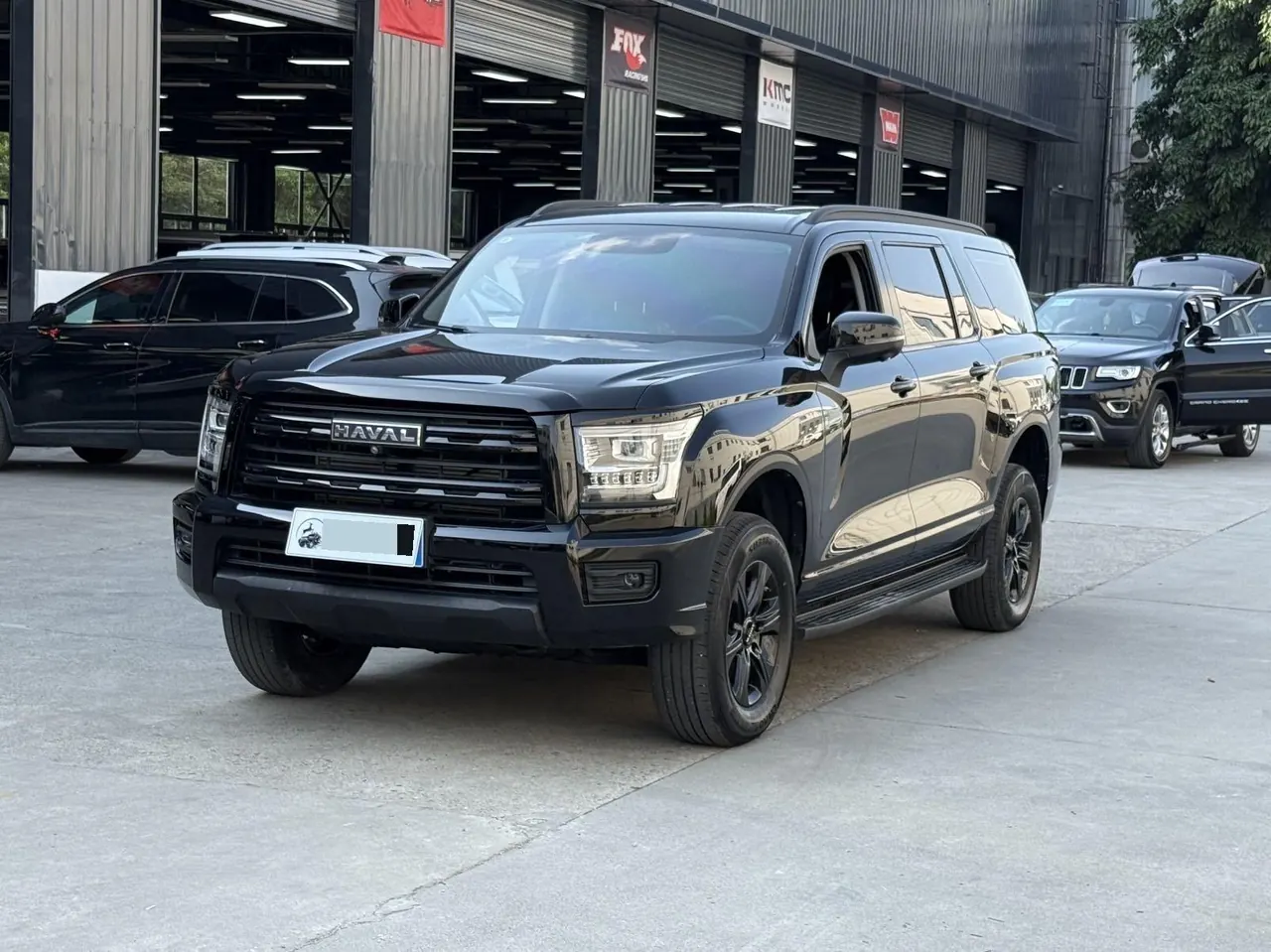 Open image lightbox: Haval 2025 H5 2.0T 4WD Diesel LinkedIn Edition Automatic Gear