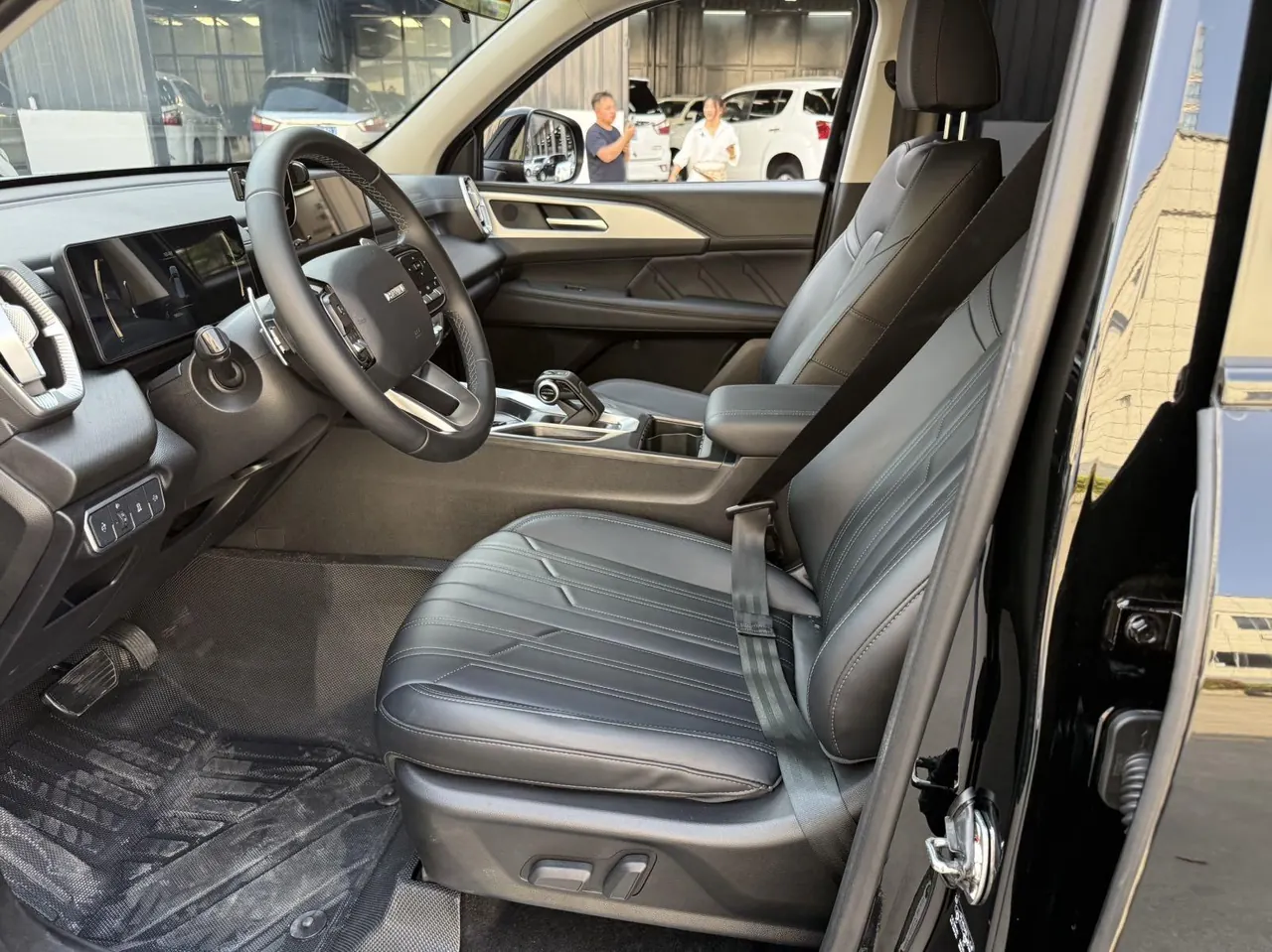 Haval 2025 H5 2.0T 4WD Diesel LinkedIn Edition Automatic Gear 3
