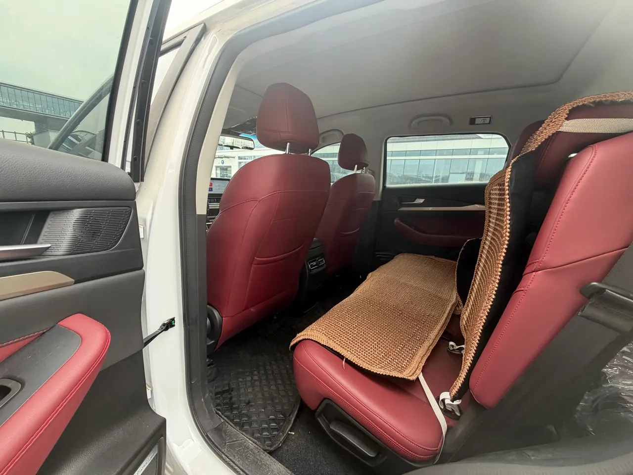 Jetour 2024 X70 1.5T Glory PRO7 Automatic Gear 8