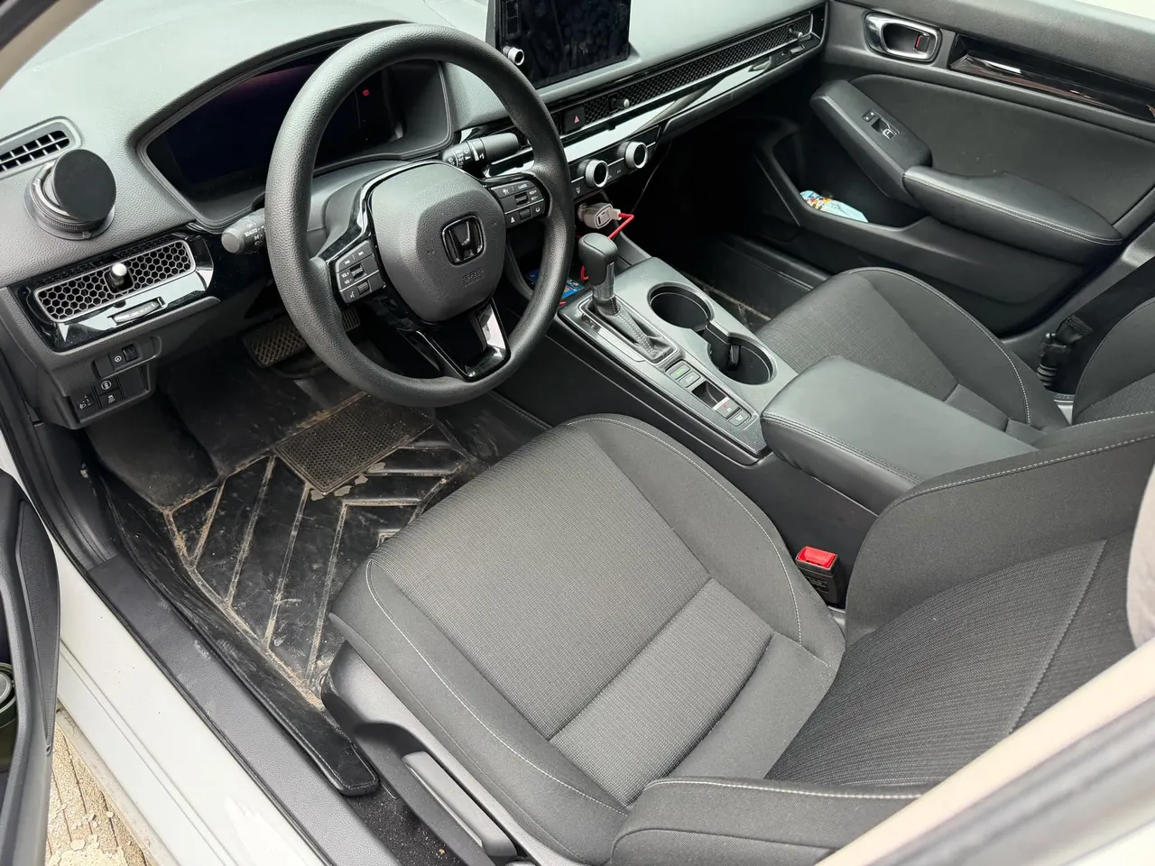 Honda 2023 Civic 1.5T CVT 240TURBO Sporty Edition Automatic 3