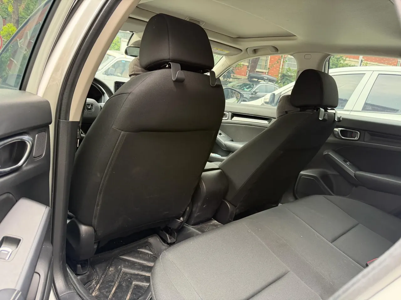 Honda 2023 Civic 1.5T CVT 240TURBO Sporty Edition Automatic 4