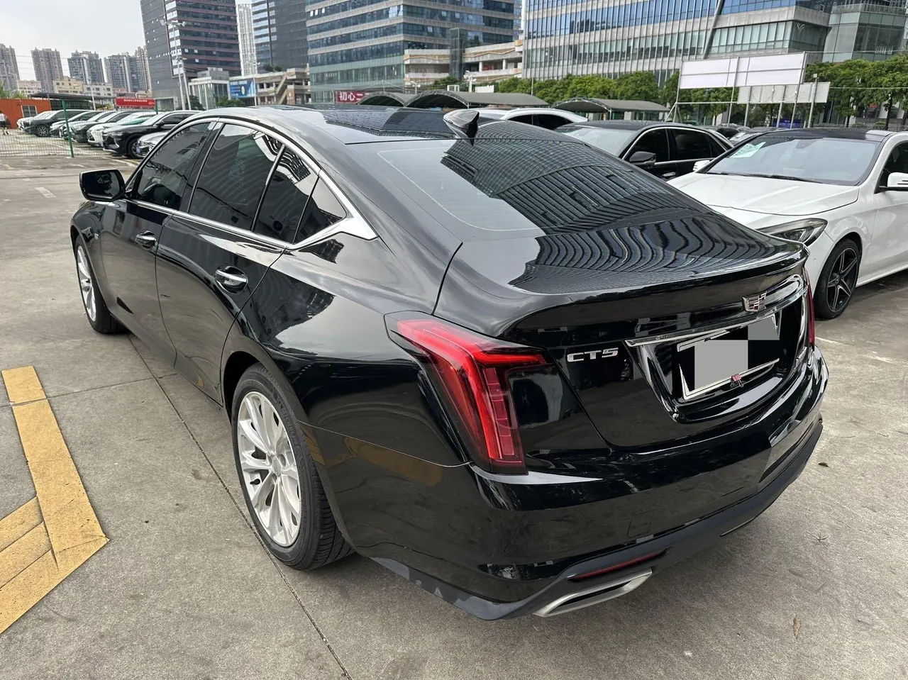 Cadillac 2023 CT5 2.0T 28T Luxury (Standard Edition) Automatic Gear 5