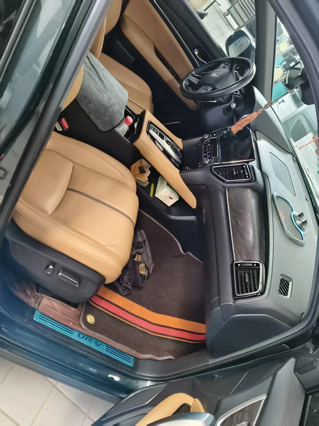 Honda 2020 UR-V 2.0T 370TURBO 4-wheel drive automatic gear 4