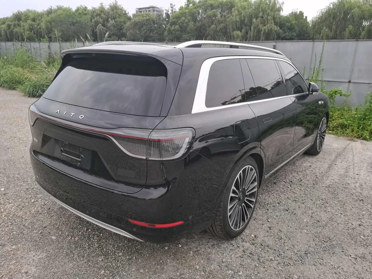 AITO 2024 AITO M9 extended range Ultra 42kWh automatic gear 6