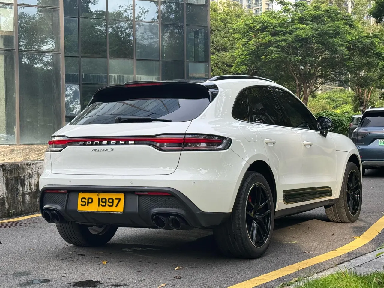 Porsche Macan (Imported) 2022 Macan S 2.9T Automatic 5