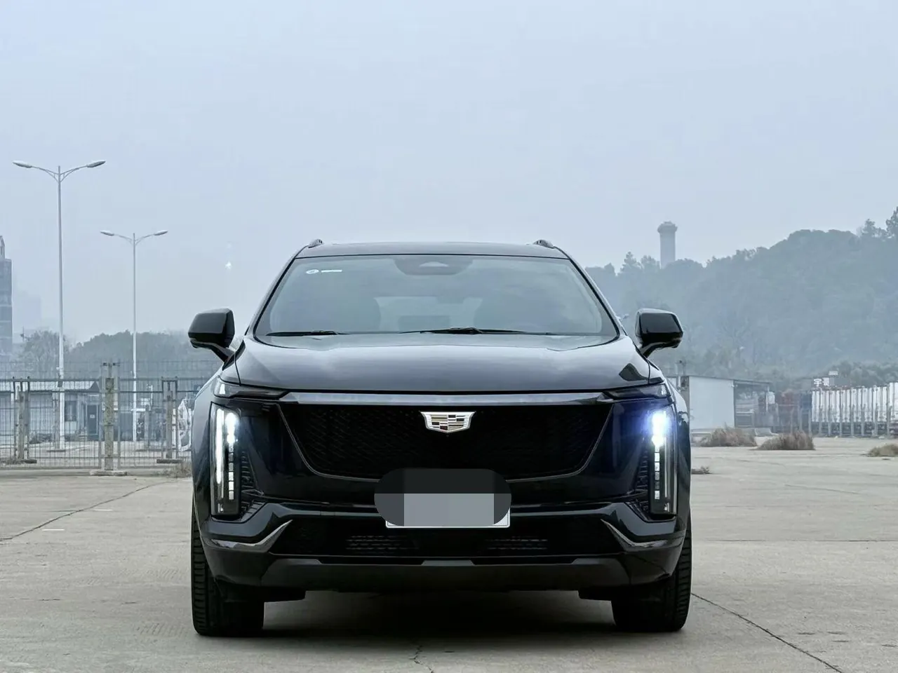 Cadillac 2025 XT5 48V 2.0T Platinum Automatic Gear 4